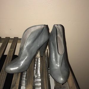 grey heels